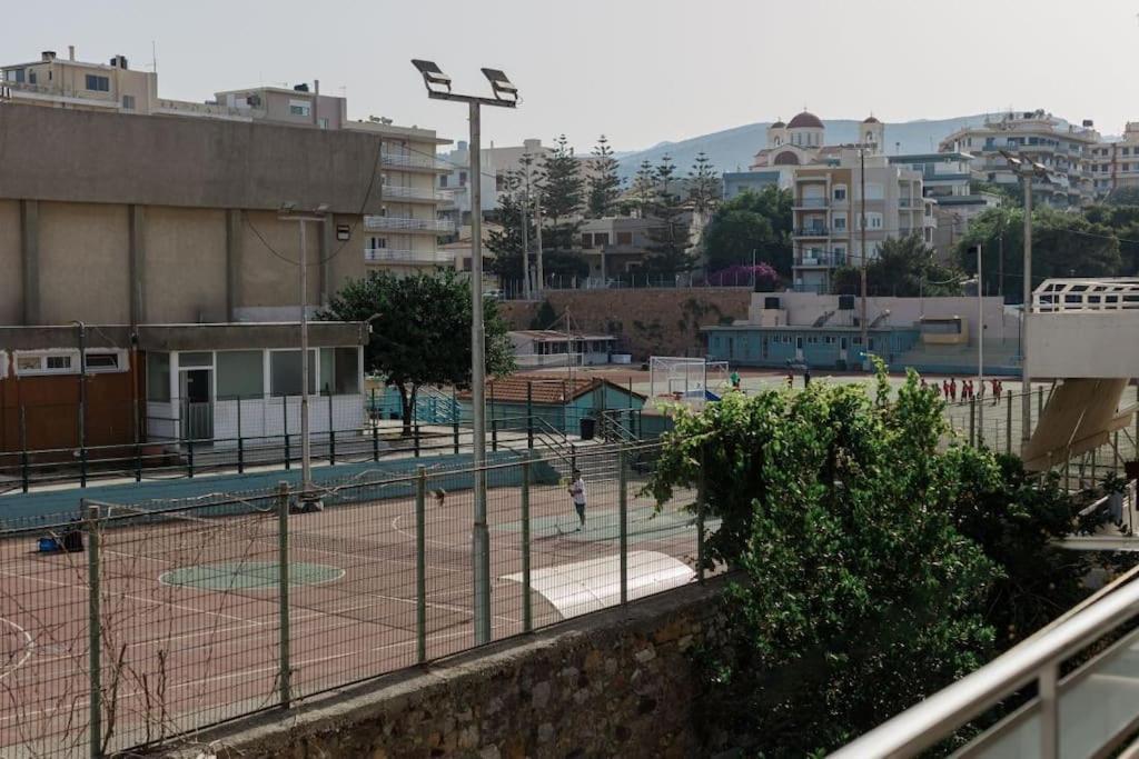 דירות כיוס Ναυτικός Όμιλος Nautical Club מראה חיצוני תמונה